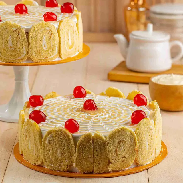Swiss Roll Dream Cake