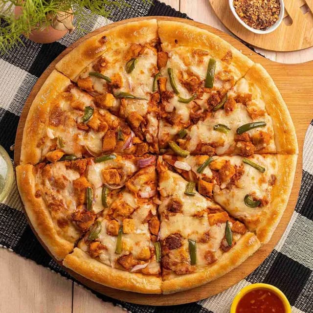 Authentic Chicken Fajita Pizza