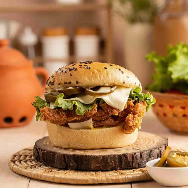 Hot & Spicy Crunch Burger